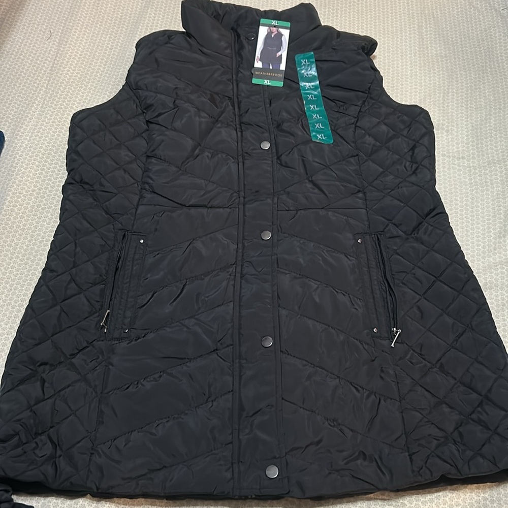 Weatherproof Quilted Puffer Long Vest Pockets with Zipper Black Size L, NWT